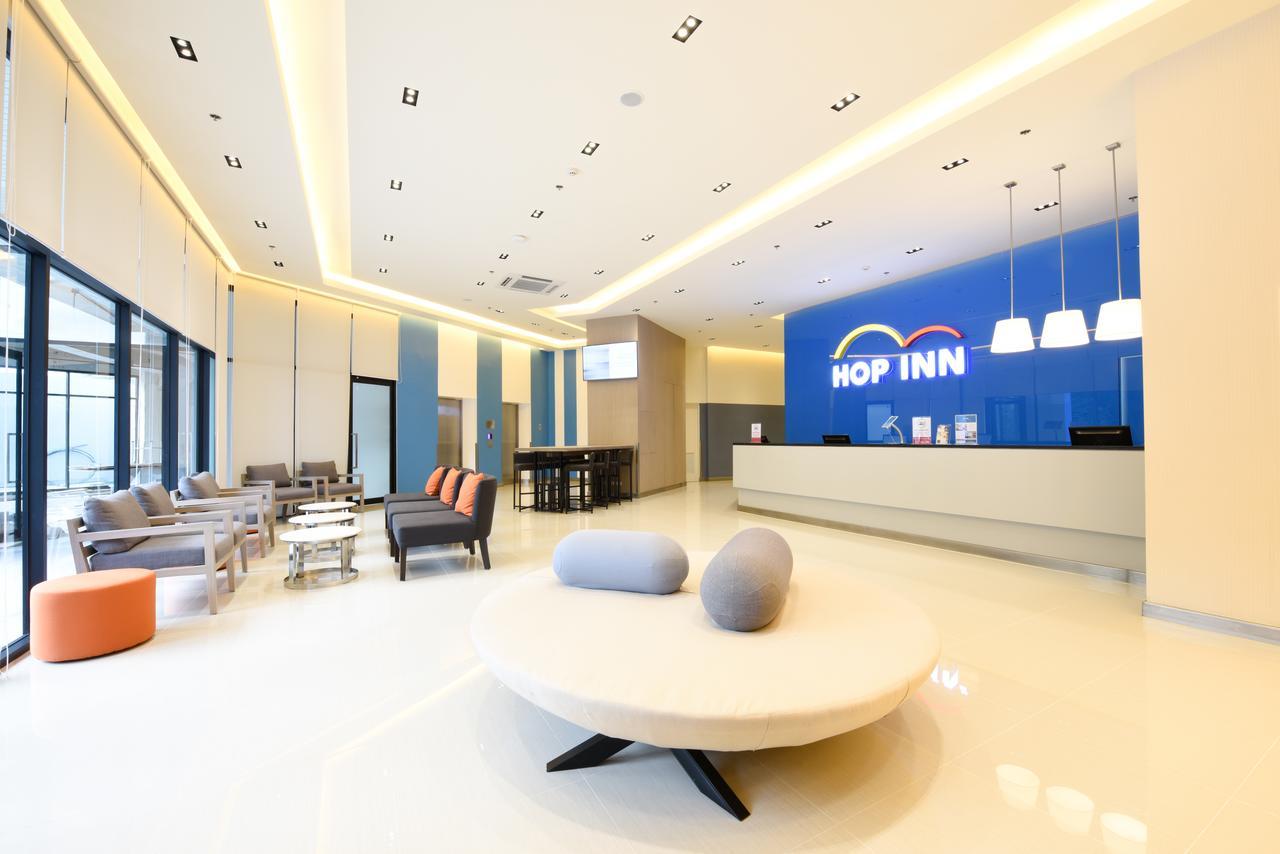Hop Inn Hotel Alabang Manila Muntinlupa City Exteriör bild